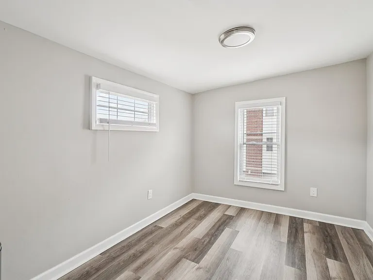 3822 Wabash St — Photo 5