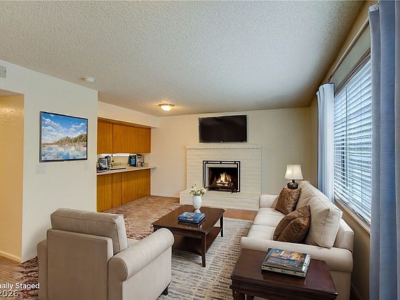 2nd image of 1316 Capri Dr APT D