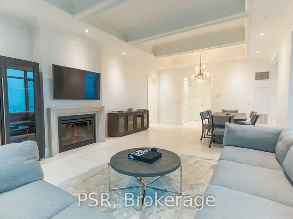 311 Bay St, Toronto, ON