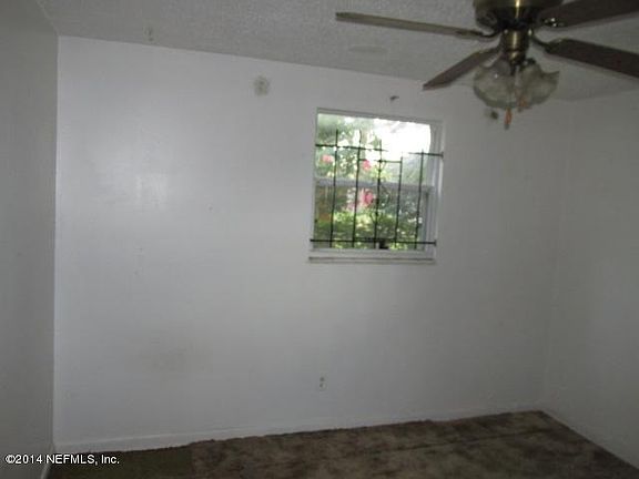 4th image of 2213 W 17th St