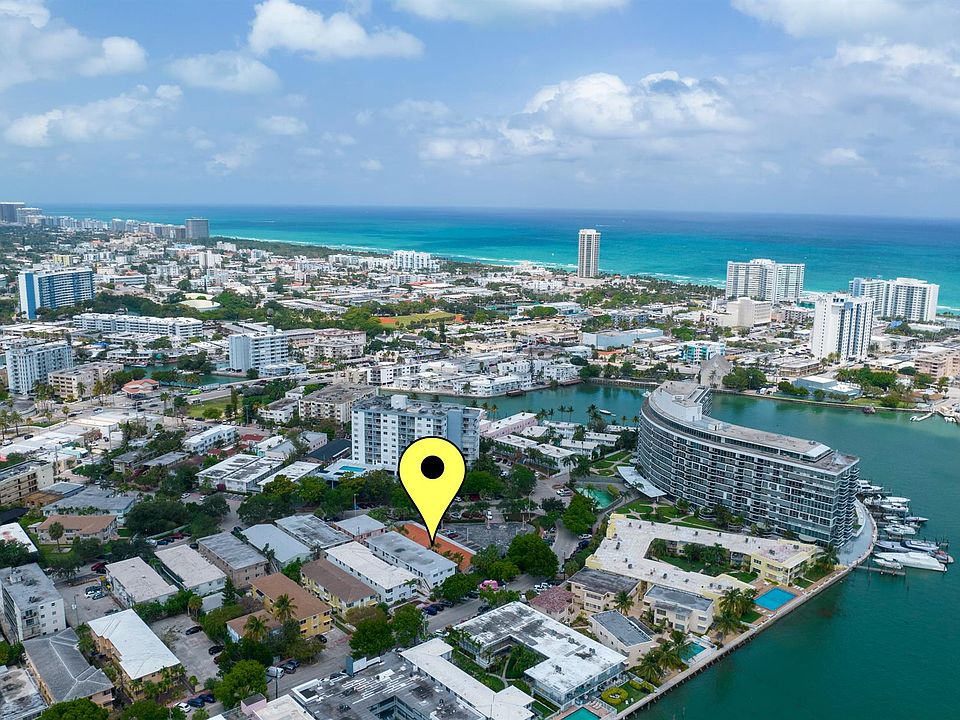 1st image of 925 Bay Dr APT 7