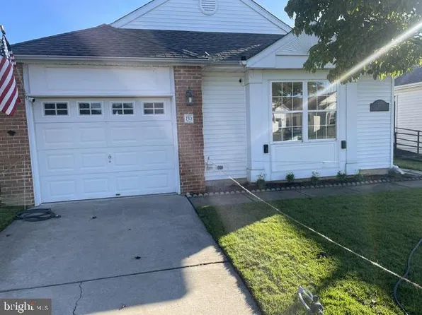 713 Barbados Dr, Williamstown, NJ 08094