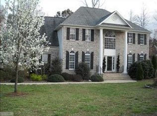 12 Hill Valley Ct, Greensboro, NC 27410
