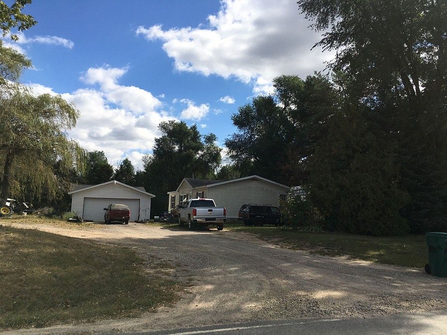 2nd image of 3953 Woodruff Rd