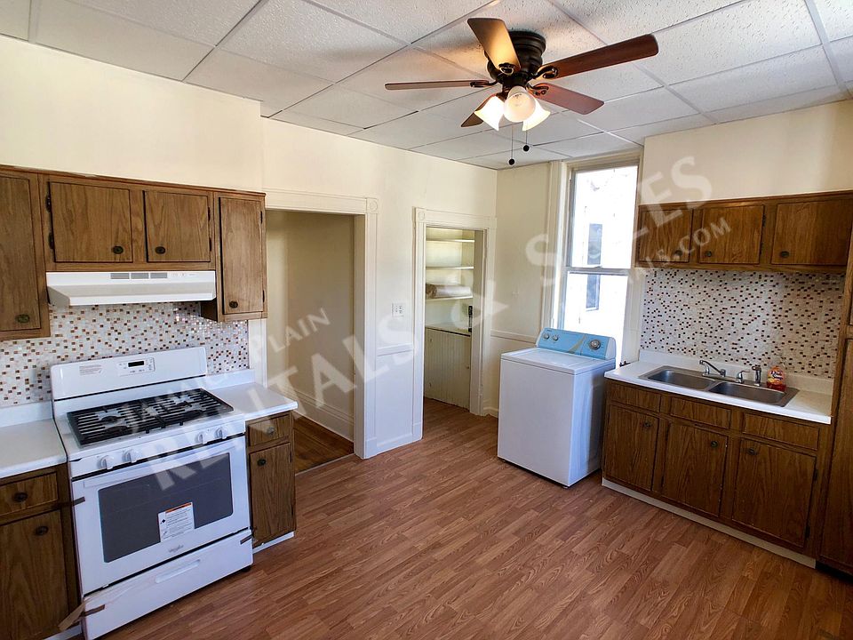 1st image of 47 Custer St #2