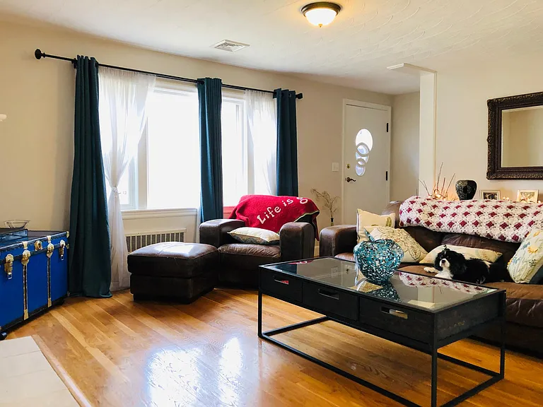 15 Belmont St #A — Photo 9