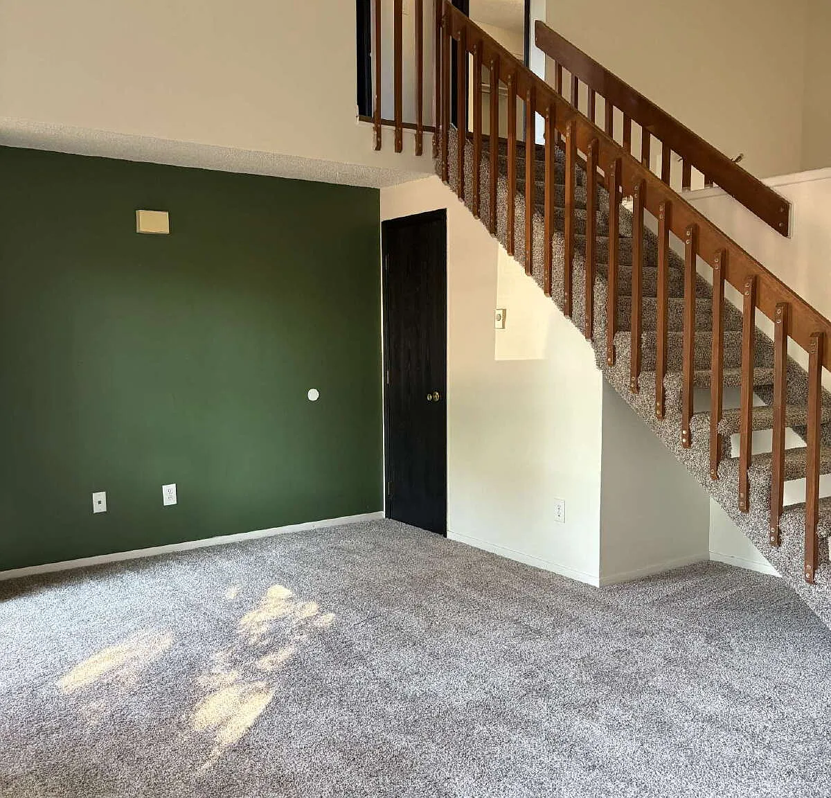 2 bed, 1.0 bath, 919 sqft, $1,685 — Photo 3