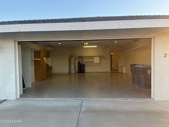 3rd image of 2870 Arabian Dr
