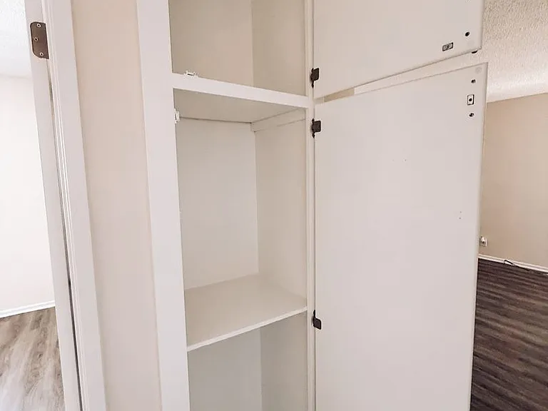 Reef Apartments — Photo 7
