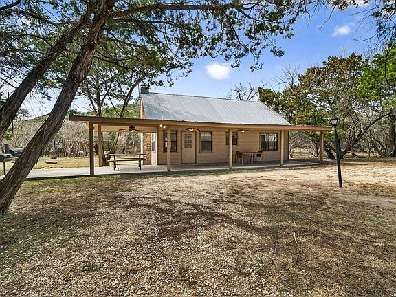 5th image of 15 Cedar Lane