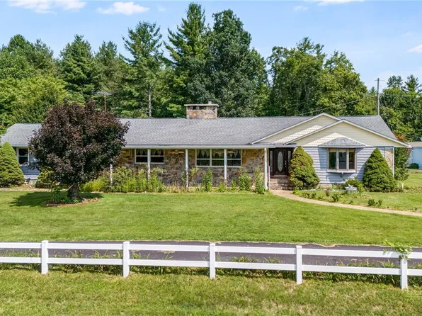 136 Summer Lane, Spruce Pine, NC 28777