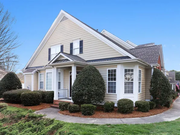 1530 Heritage Club Ave, Wake Forest, NC 27587