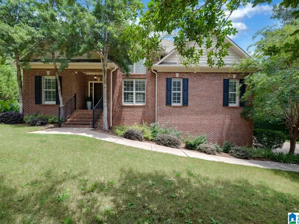 1053 Long Branch Pkwy, Calera, AL 35040