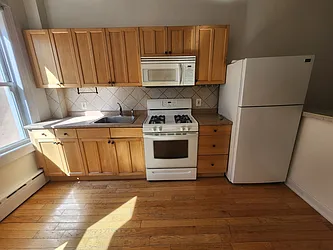 310 Powers Street, #3R