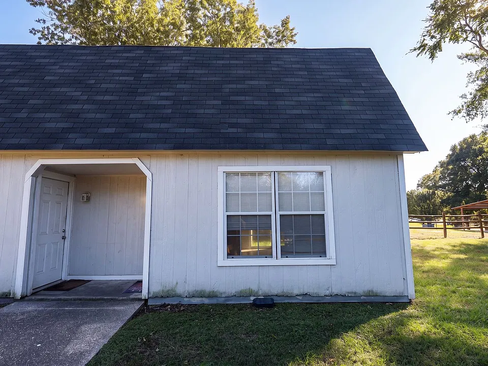 214 Church Rd #4