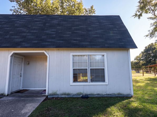 214 Church Rd APT 4