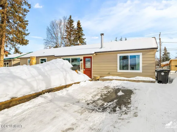 1831 Aleutian St, Anchorage, AK 99508