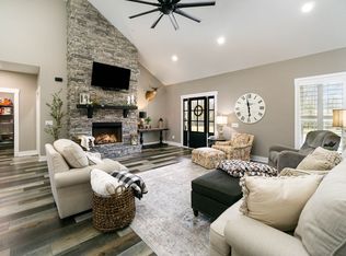 129 Claypool Rd, Bethpage, TN 37022