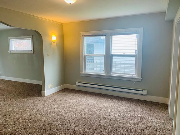 3rd image of 802 S Cushman Ave APT 2