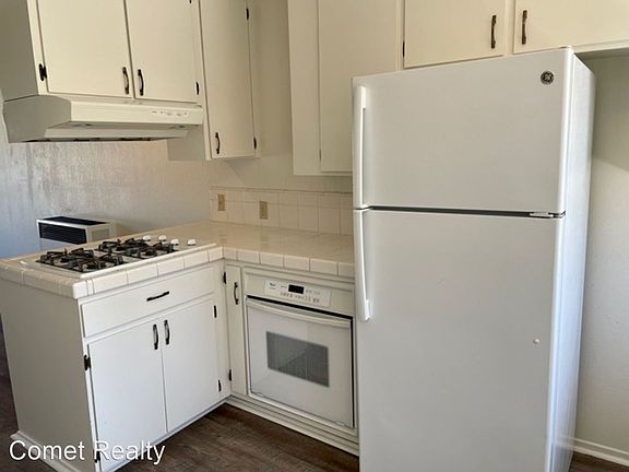 5th image of 123-125 Casa St Unit B