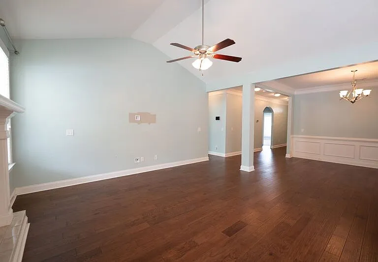 117 Laguna Way — Photo 12
