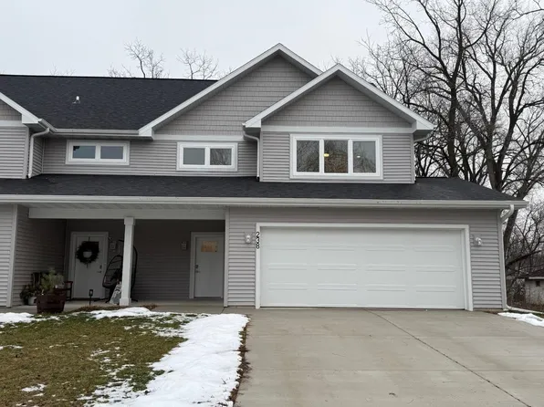238 Russell Ct, Jefferson, WI 53549
