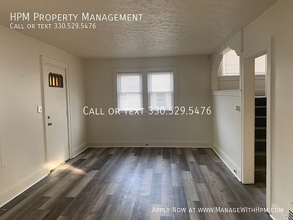 3rd image of 1121 Woodland Ave SE