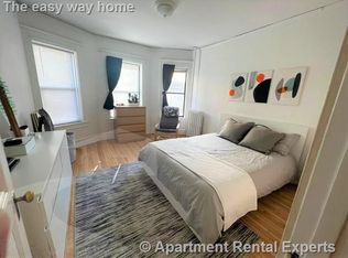 22 Prescott St APT 4F, Cambridge, MA 02138