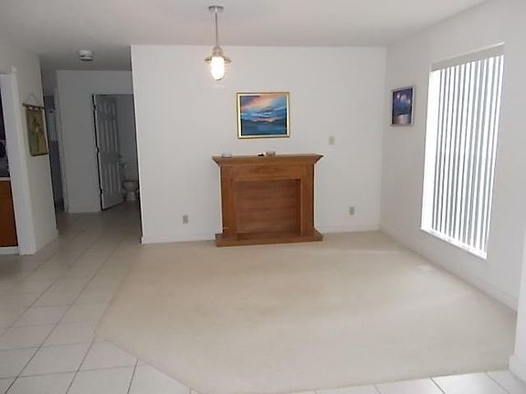 4th image of 3002 Woodgate Dr