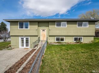 207 Ridgemont Dr, East Wenatchee, WA 98802