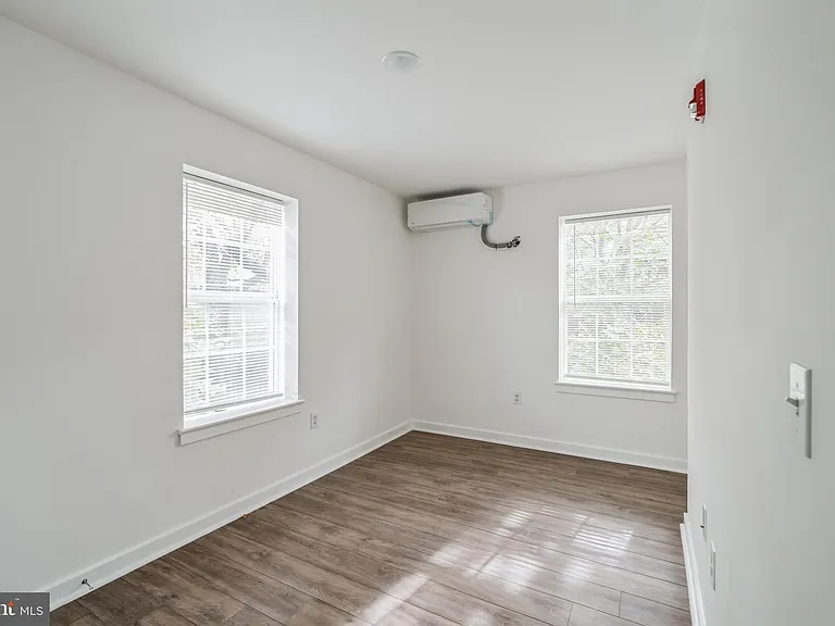 405 S 42nd St #1C — Photo 43