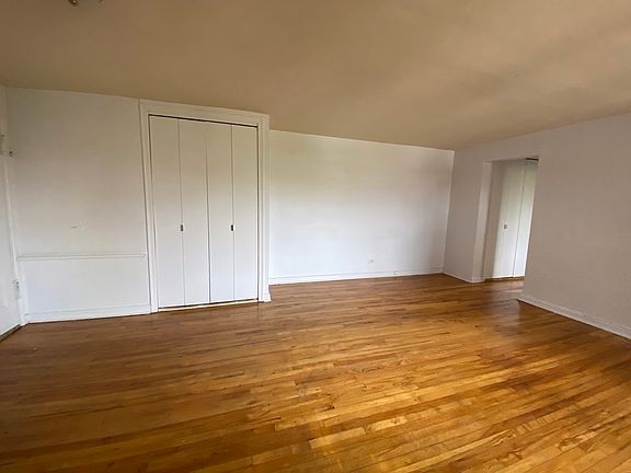 2nd image of 141-40 84th Dr #55B
