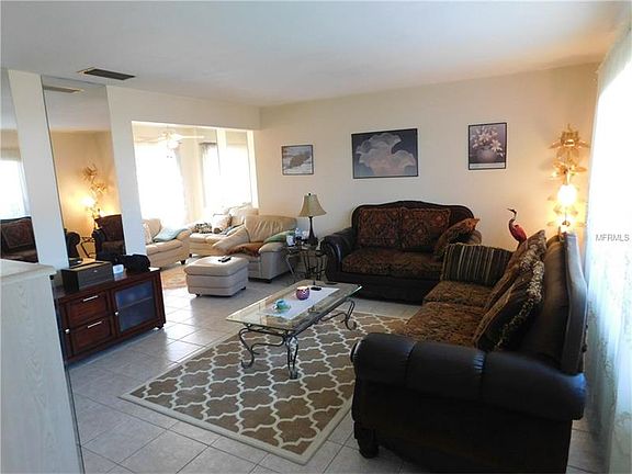 5th image of 13852 Meares Dr