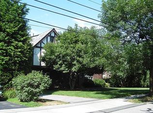 487 Ward St #487, Newton, MA 02459