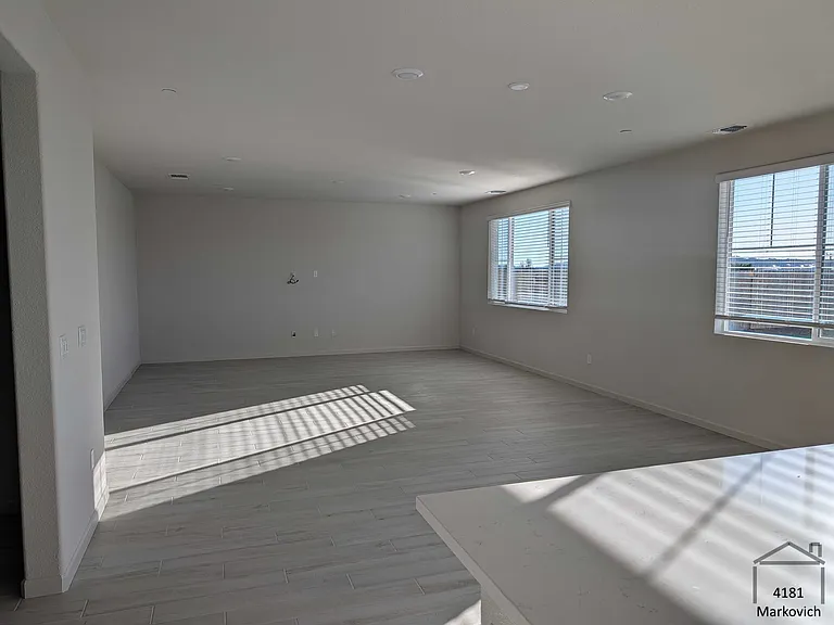 4181 Markovich Ct — Photo 17