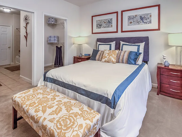 Ashley Park Apartments — Photo 4