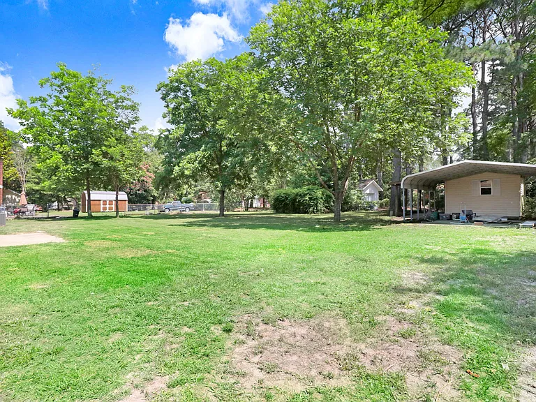 302 Cedar Rd — Photo 8