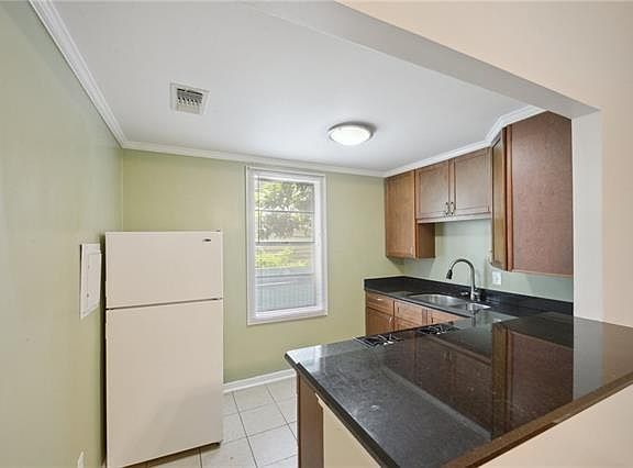 4th image of 1124 Cherokee St APT 1