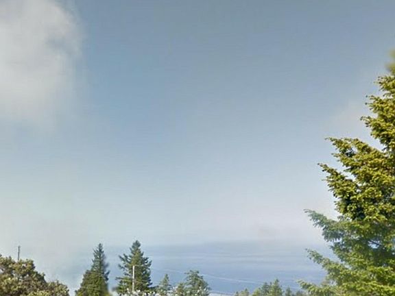 2nd image of 71 Pepperwood Dr