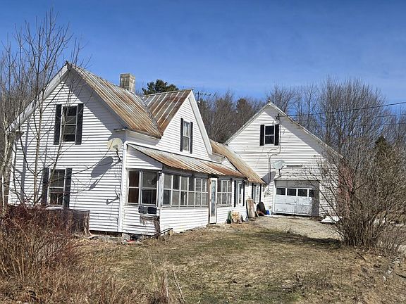 5th image of 1443 Main Street