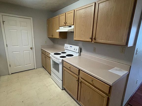 4th image of 3001 Pontiac Dr