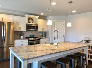 3912 W 103rd Pl S, Jenks, OK 74037