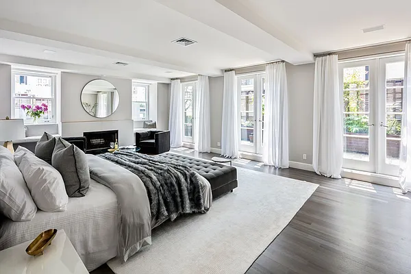 Rented by Compass | media 41