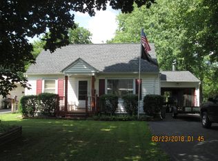 212 Elm St, North Syracuse, NY 13212