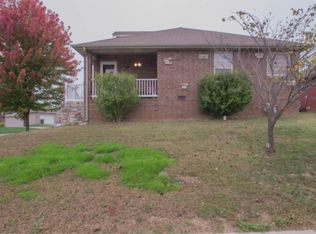 3865 W Rockwood St, Springfield, MO 65807