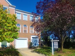 2751 Cedar Crossing Ln, Vienna, VA 22180