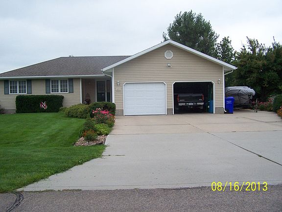 3rd image of 3815 Mary Ln