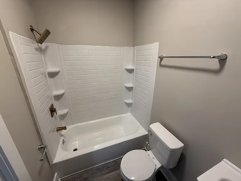 753 N Evergreen St — Photo 23