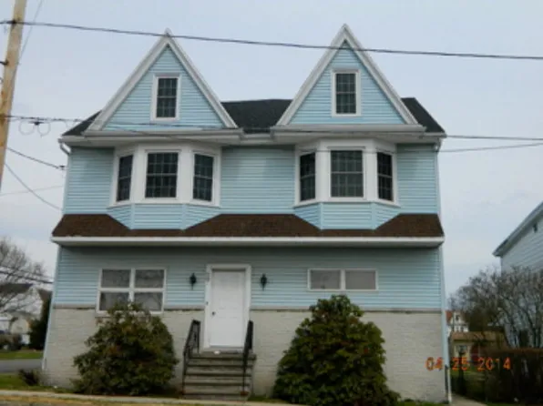 201 S Line St, Frackville, PA 17931