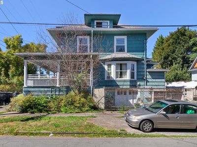 2953 NE Glisan St, Portland, OR, 97232